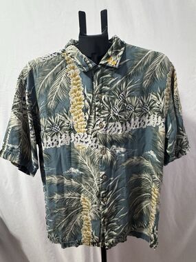 Tommy Bahama 100% Silk Hawaiian Camp Shirt Tropical Print Mens M Vintage